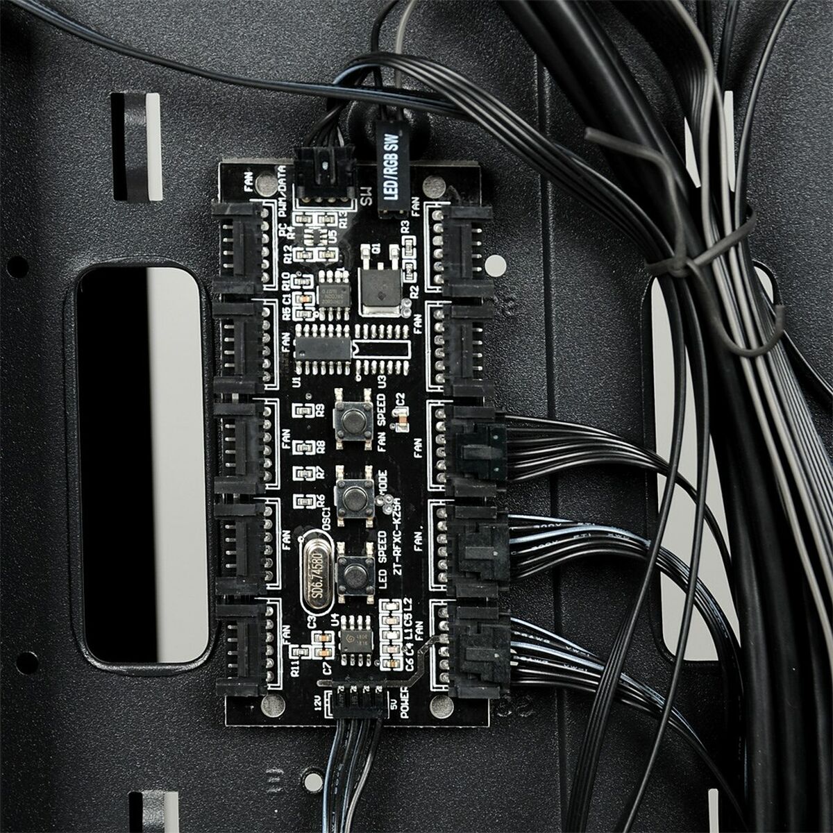 ATX semi-tornikotelo Ibox CHIRON ZH68 Musta